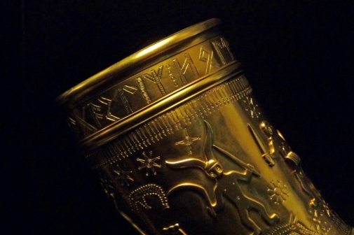One of the Golden Horns of Gallehus, with the Runic inscription 'ek hlewagastiR holtijaR horna tawido'