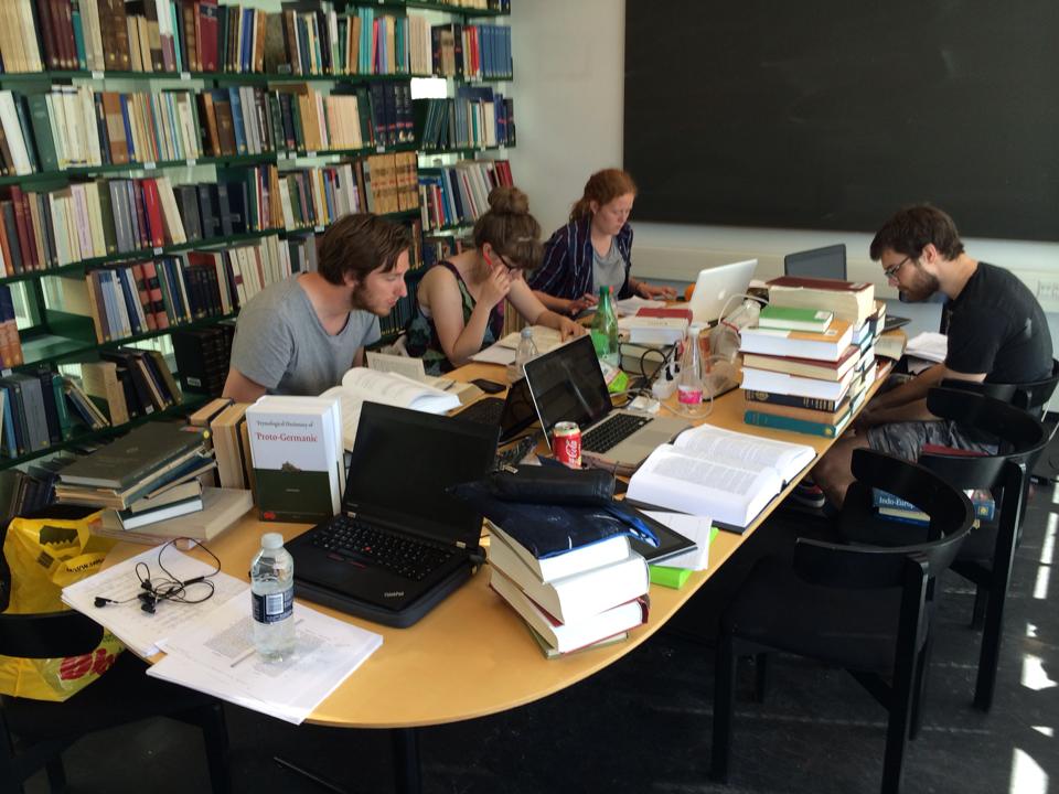 Særligt under eksamen bliver bibliotekets faciliter udnyttet (Foto: Marie Heide)